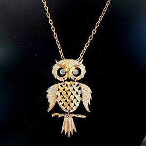 Vintage owl pennant/necklace